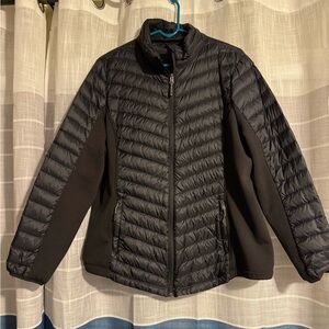 32 Degrees Women's Black Puffer Jacket